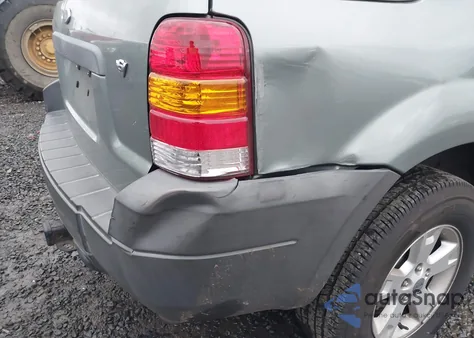 2006 Ford Escape Xlt/Xlt Sport z USA, uszkodzony, nr VIN 1FMYU93176KB66332